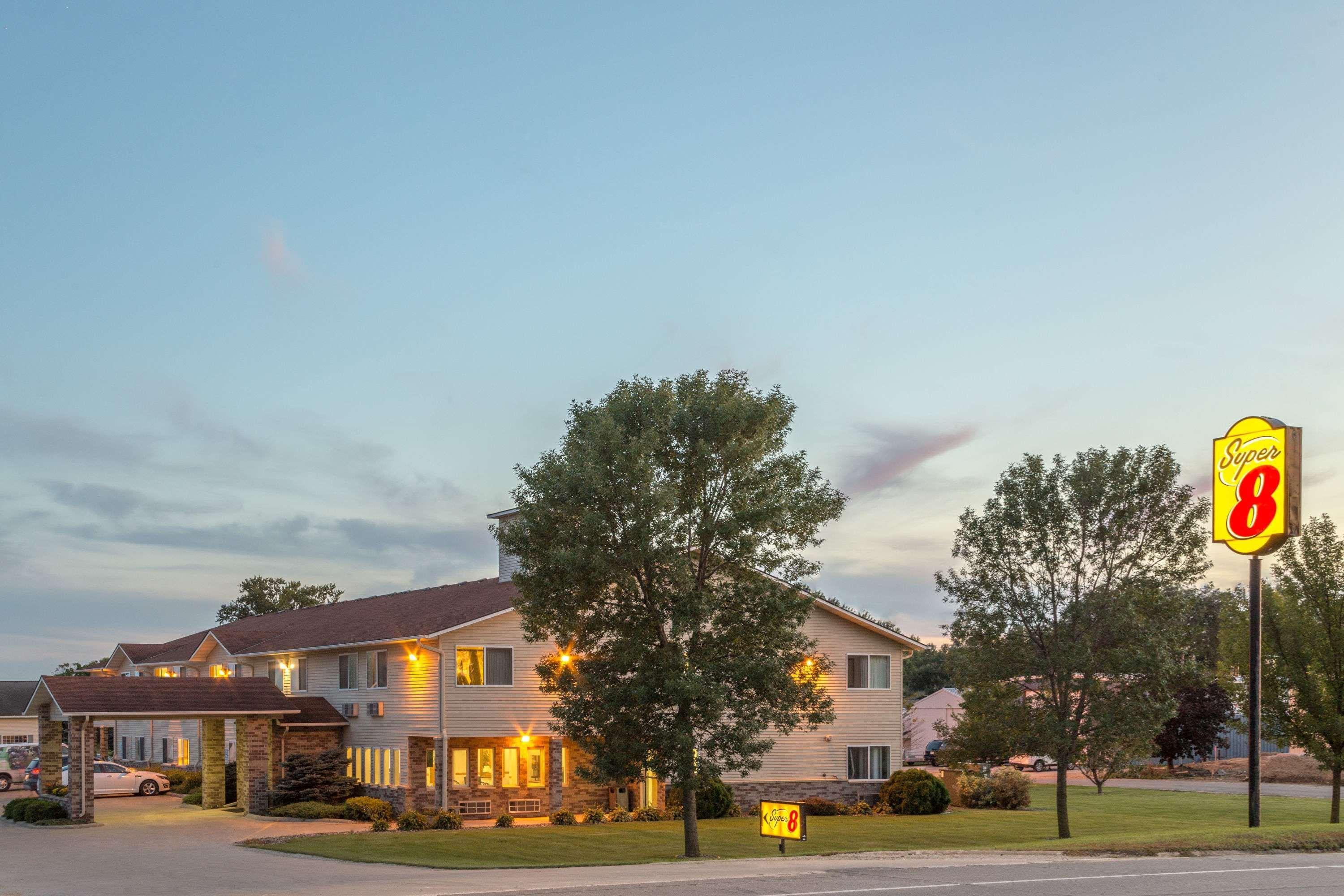 Super 8 By Wyndham Cresco Ia Ξενοδοχείο Εξωτερικό φωτογραφία